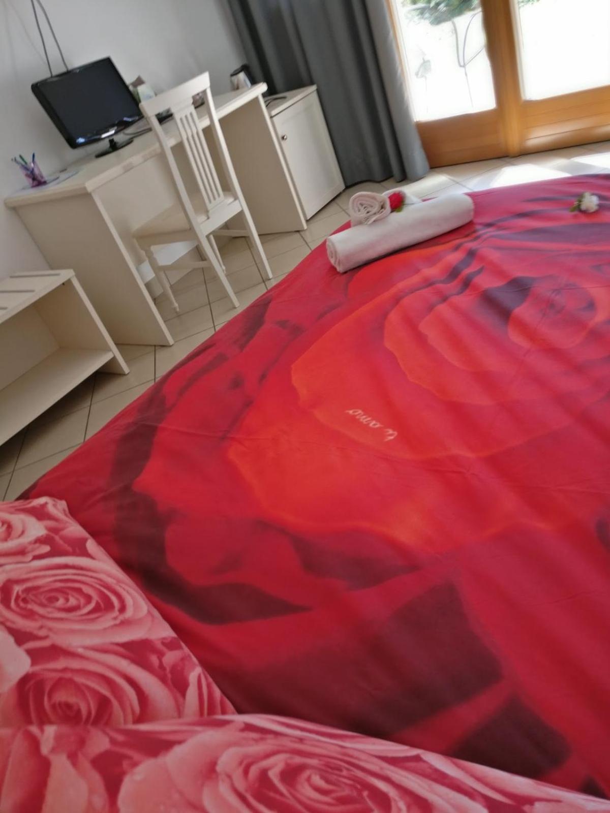 Agriturismo Nonna Bettina Moniga del Garda Phòng bức ảnh