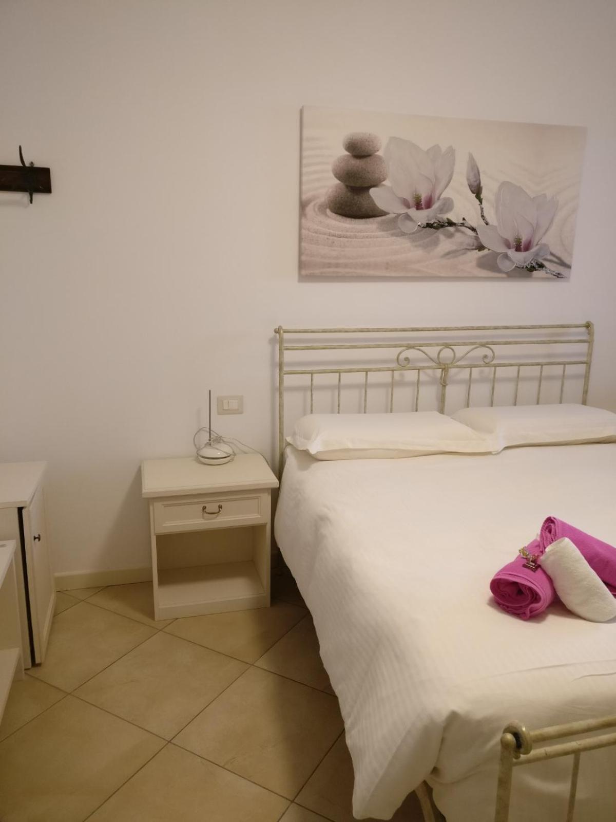 Agriturismo Nonna Bettina Moniga del Garda Phòng bức ảnh